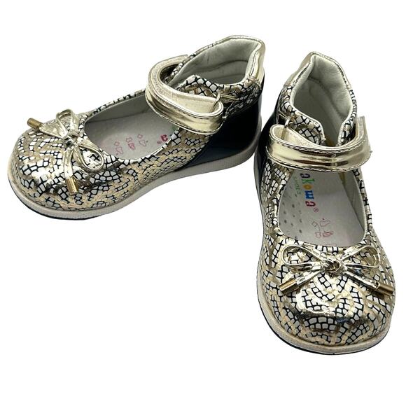 Apakowa Bowtie Metallic Mary Jane Flats Arch Support Sz EU 21 US Toddler Size 5 - Picture 3 of 7
